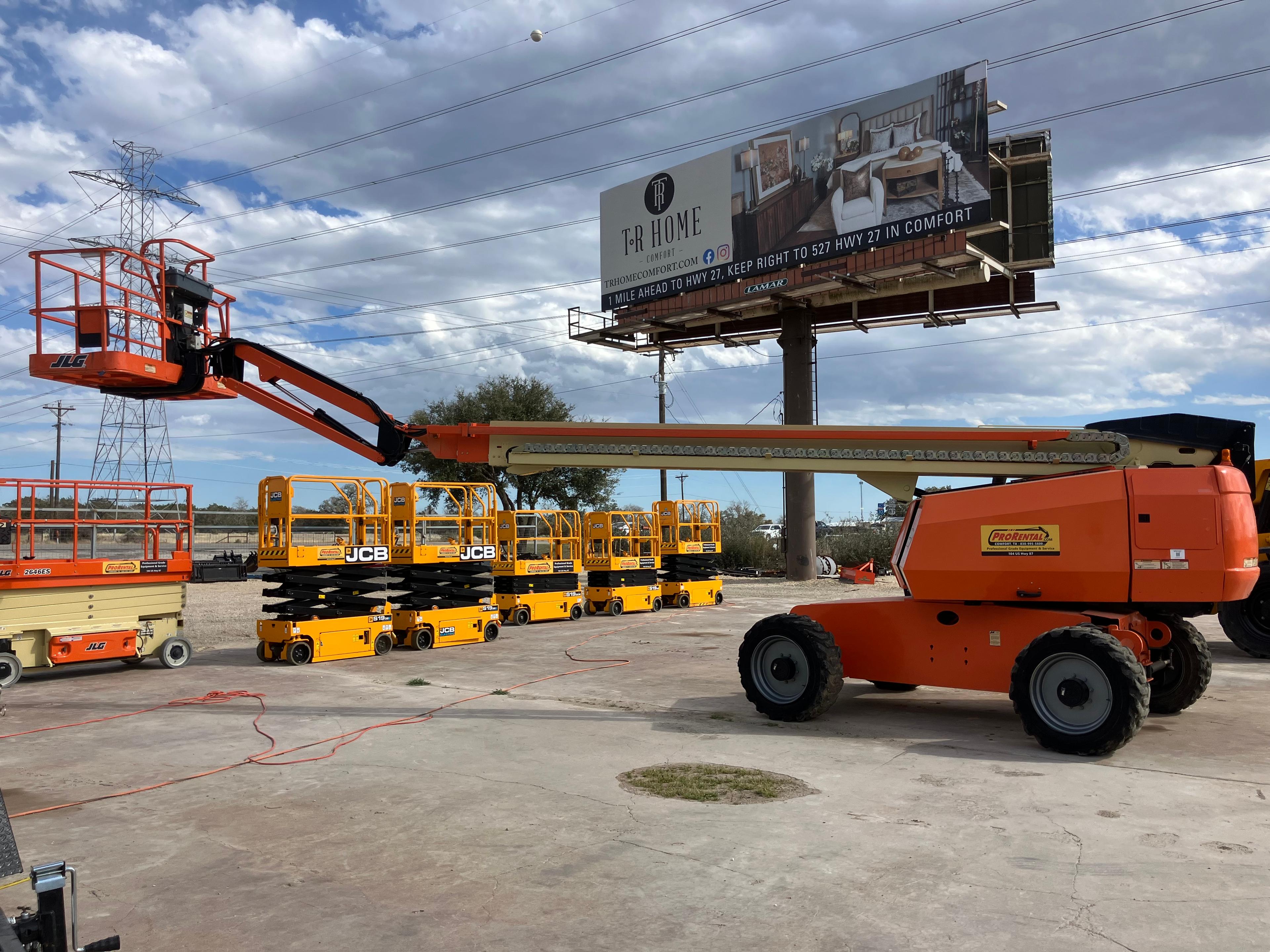 JLG 660SJ Telescopic Boom Lift — 65’8” Platform Height, 750 lb Capacity, 57’1” Outreach, 4x4 Diesel