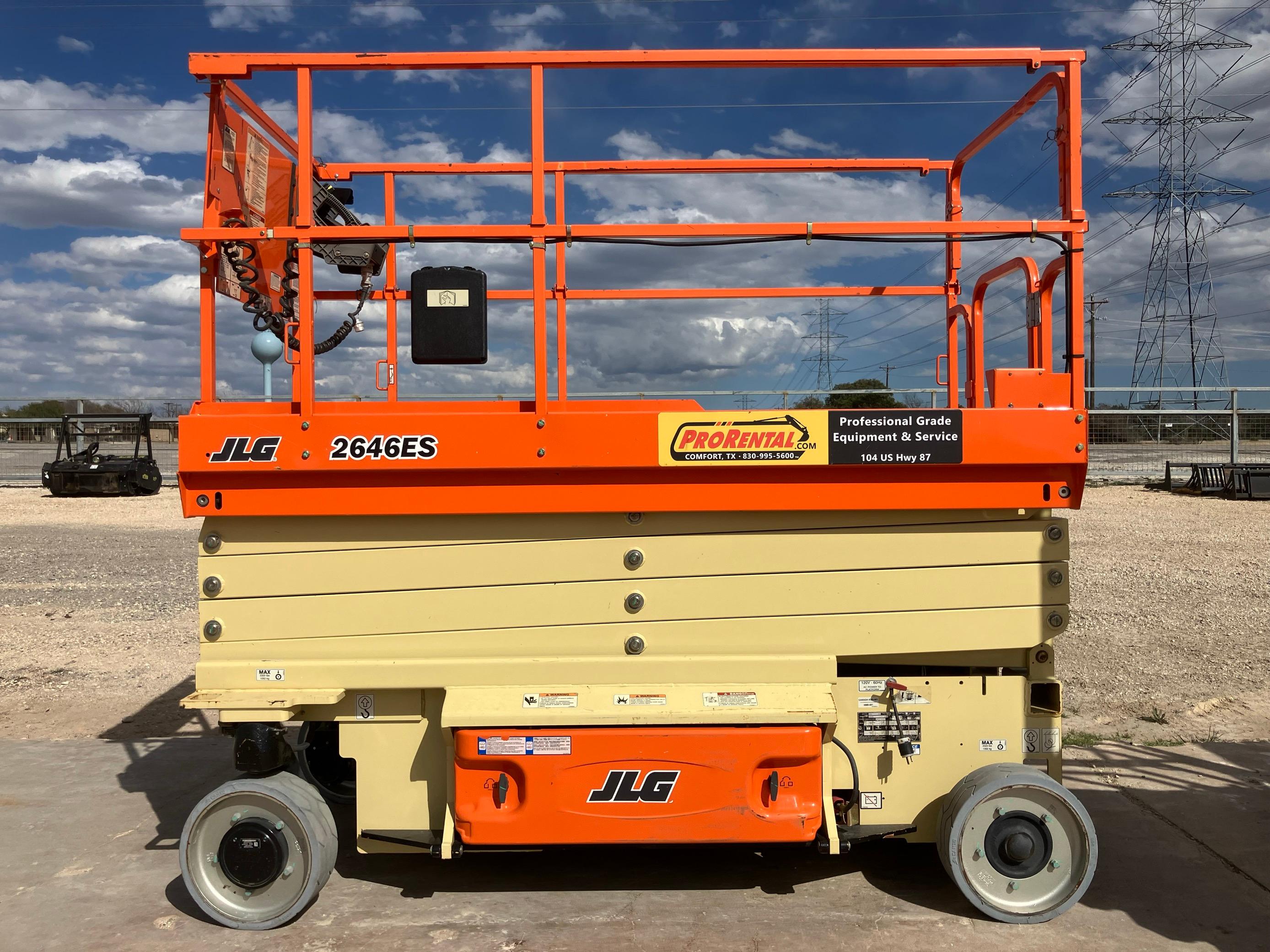 JLG 2646ES Electric Scissor Lift — 26’ Platform Height, 1,000 lb Capacity, 32’ Working Height, 46" Wide 50” Deck Extension