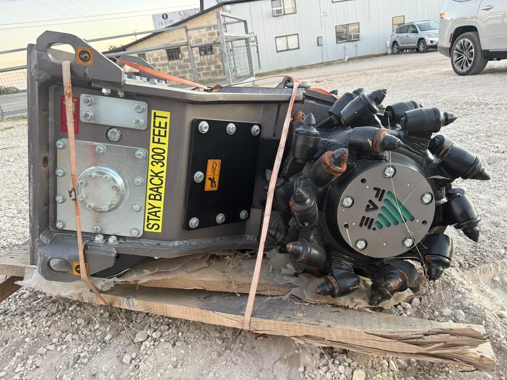 DP172 - 2019 FAE RC-120 ROCK CRUSHER ATTACHMENT EXCAVATOR