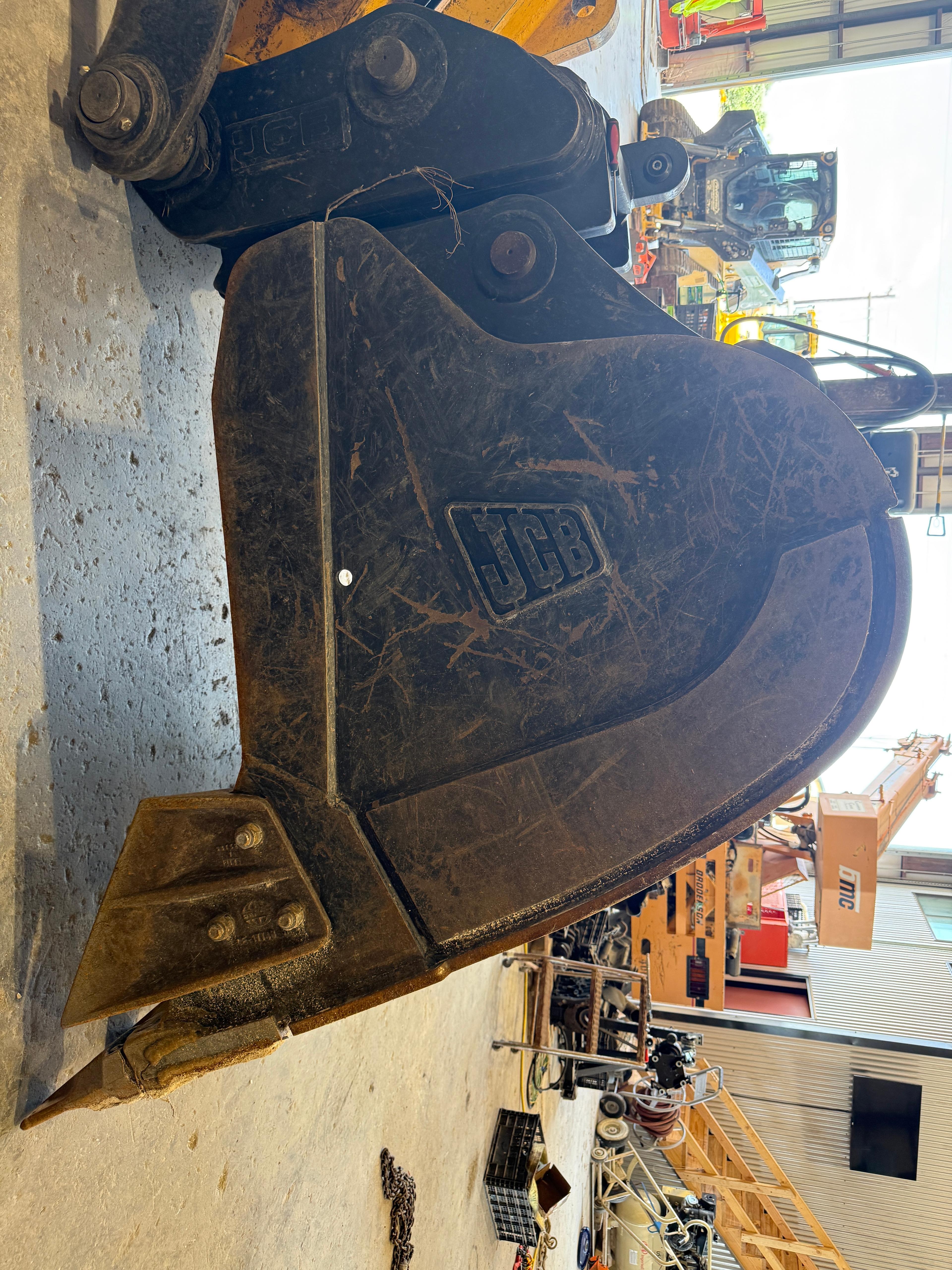 JCB 220X Digging Bucket