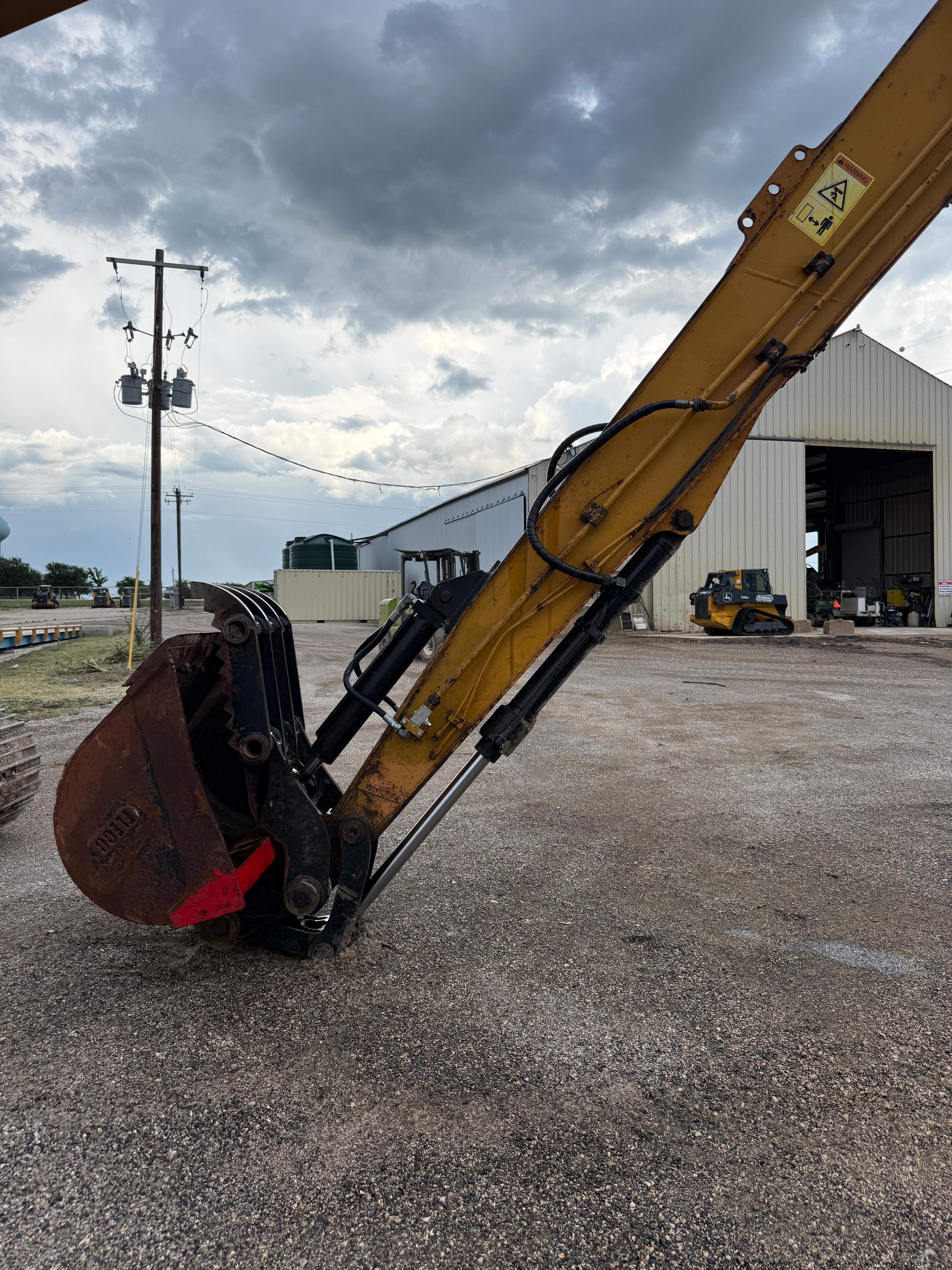DP180 / A - Sany 60" Cleanout bucket