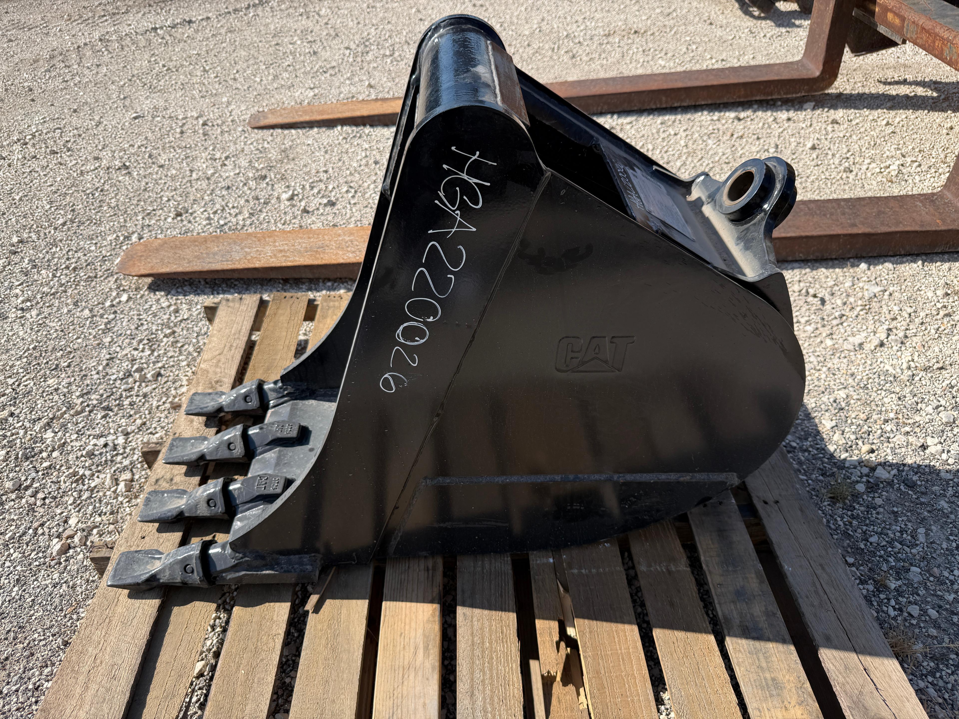 2026 CAT 309 18" Rock Bucket