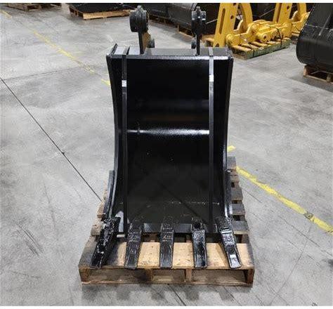 24" Bucket for Sany SY60C