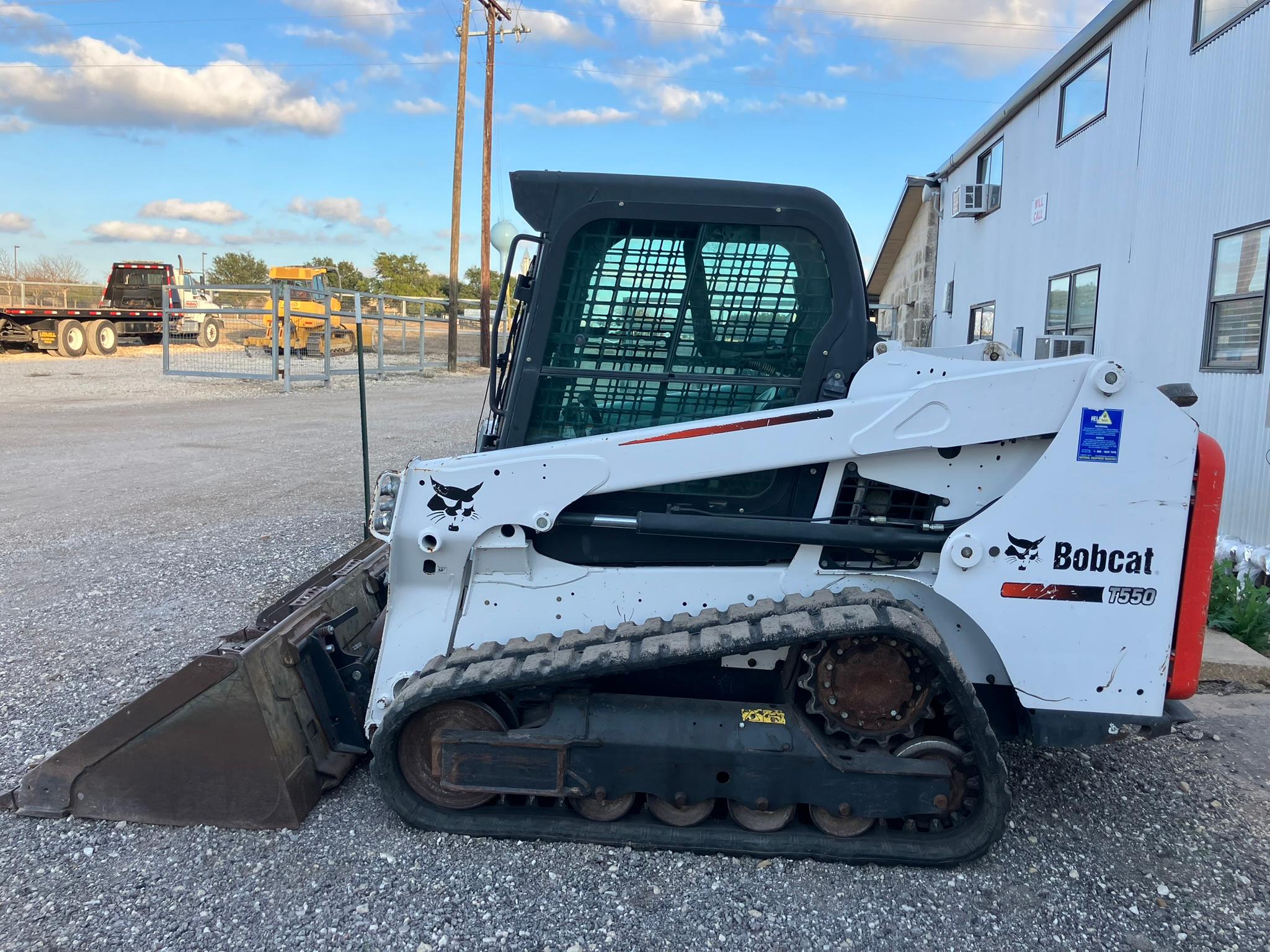 Bobcat T550 Compact Track Loader — 66 HP, 1,995 lb ROC, 5,700 lb Tipping Load, 4.9 psi Ground Pressure