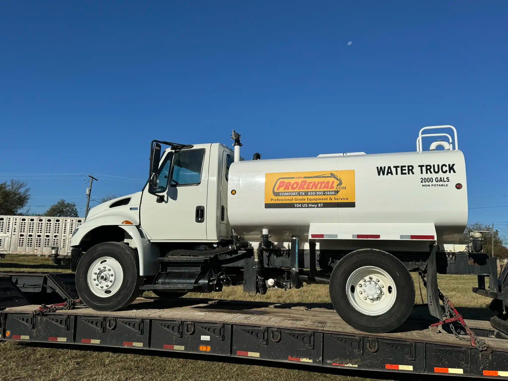 Asphalt, Road Base, Granite Crushed & Surface Preperation
