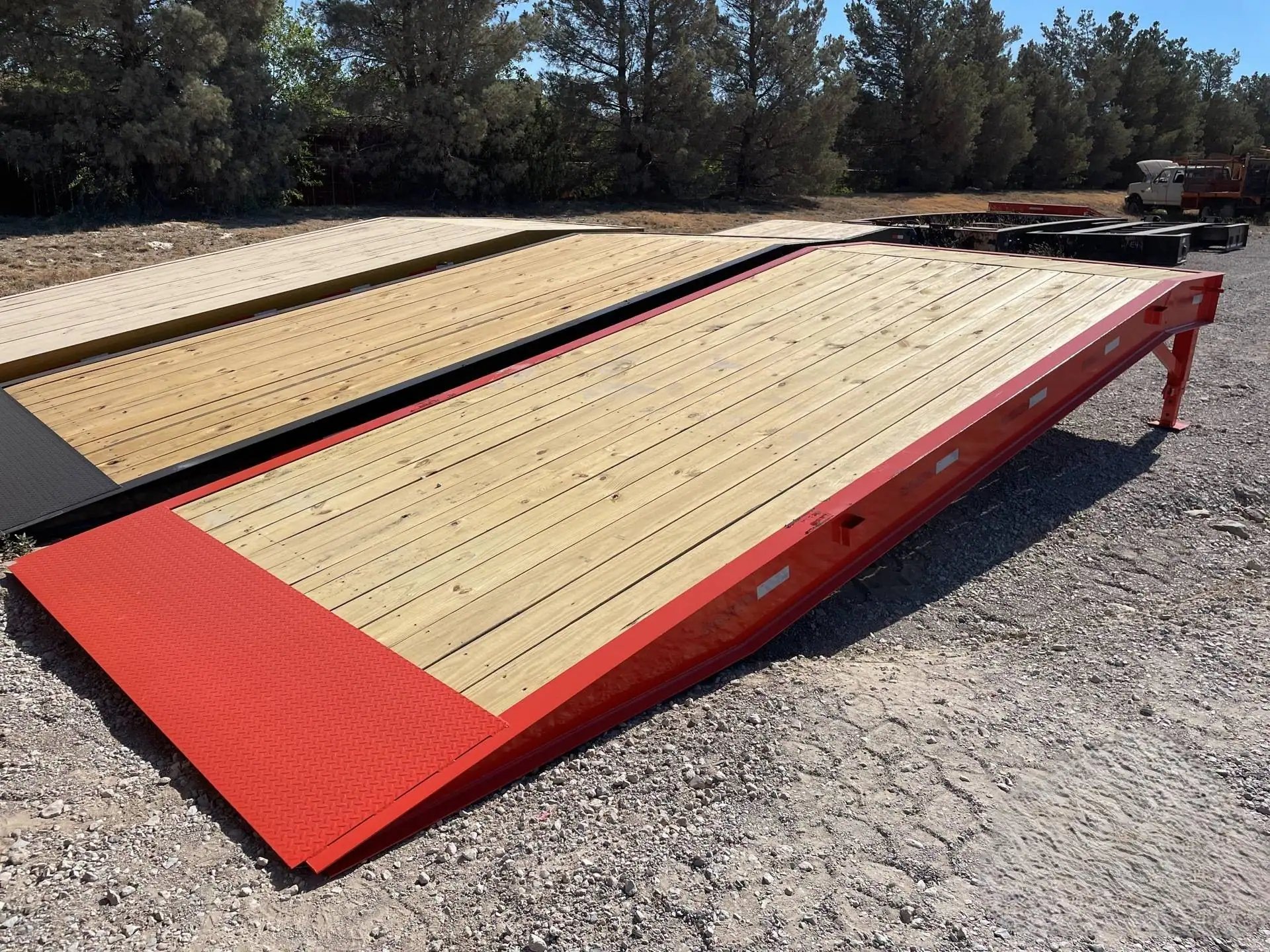 Ramps & Dock Plates